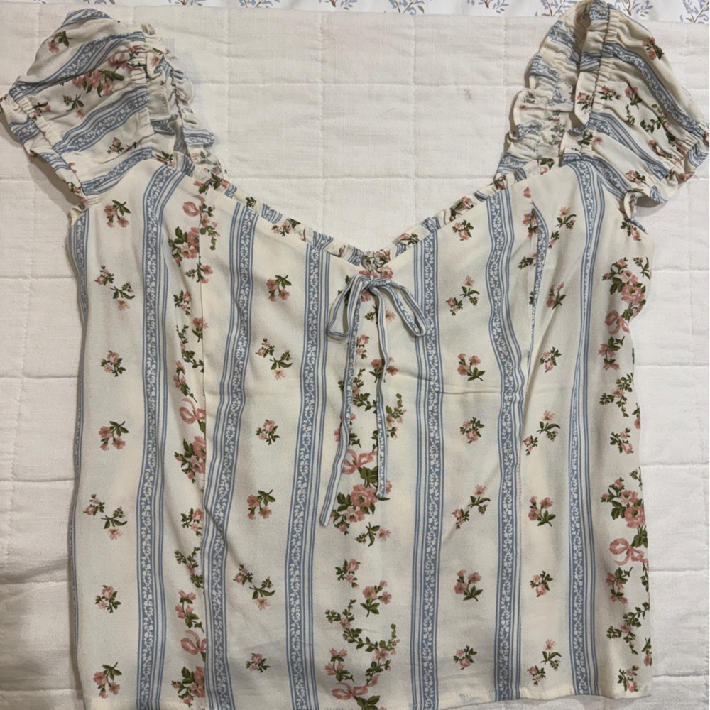 Reformation Ogden Floral Crepe Top in Surrey